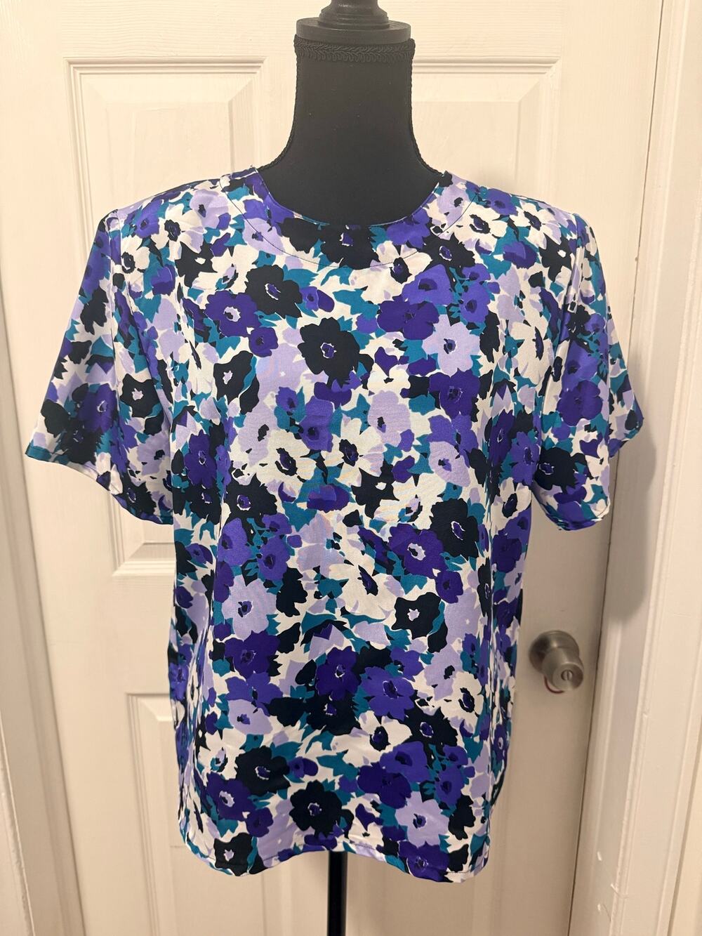 Vintage Sara Stephens Floral Blue white and black Blouse